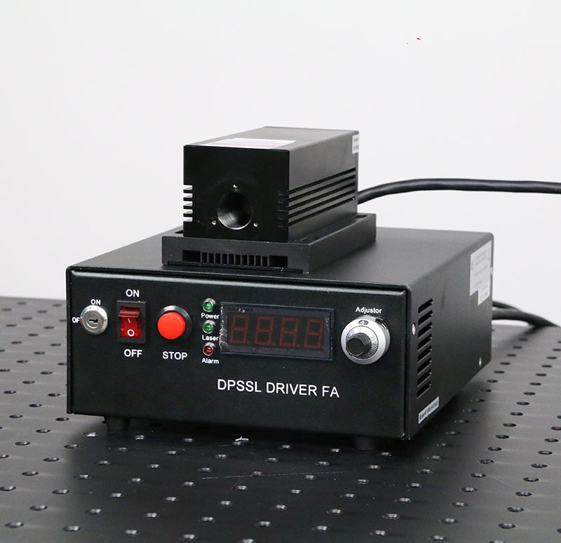 1064nm 4W Diode Pumped Solid State Laser IR Laser Source